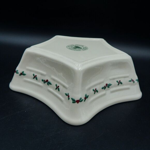 Longaberger Pottery Large Star Dish Traditional Holly Christmas Pattern - Picture 9 of 13